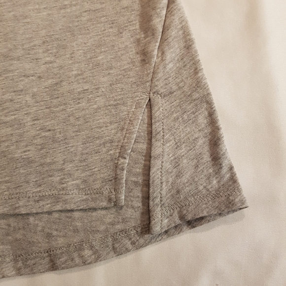 Adidas girls size Large or 12/14 gray short sleeve shirt - Picture 2 of 4